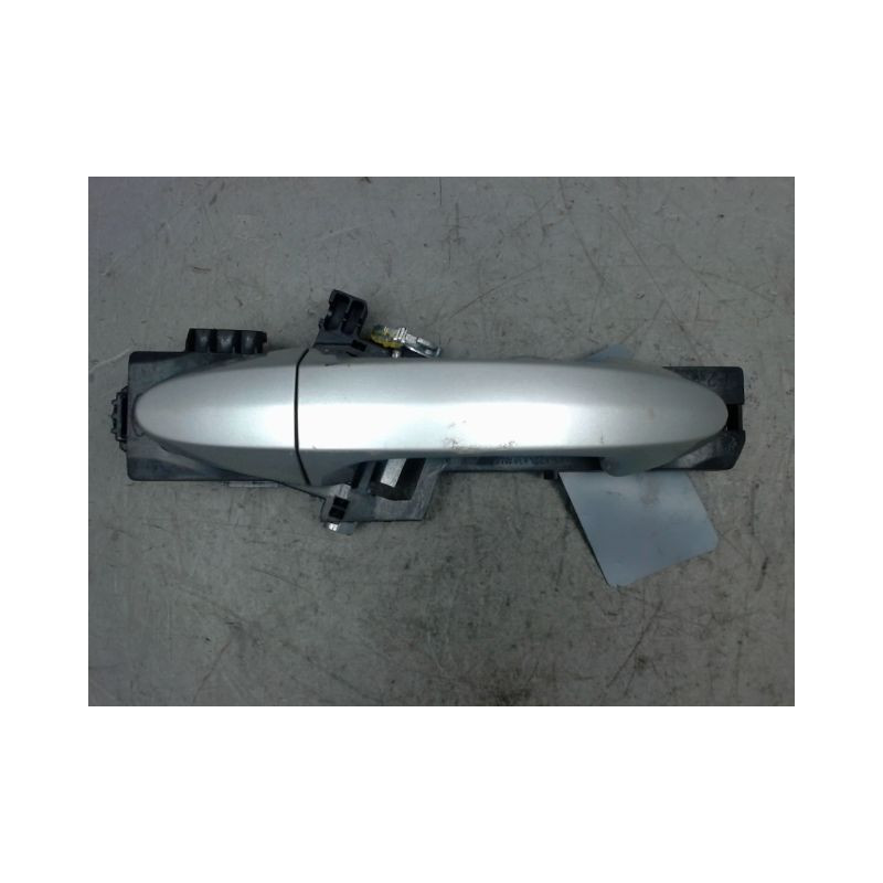 POIGNEE EXTERIEURE PORTE ARRIERE DROIT FORD FIESTA 2010-