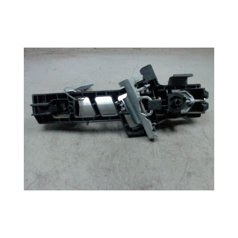 POIGNEE EXTERIEURE PORTE ARRIERE DROIT FORD FIESTA 2010-