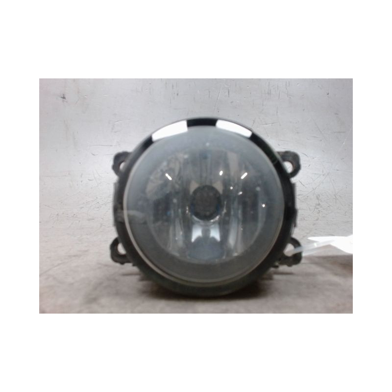 PHARE ANTIBROUILLARD AVANT DROIT FORD FIESTA