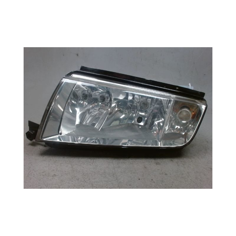 PHARE GAUCHE SKODA FABIA COMBI
