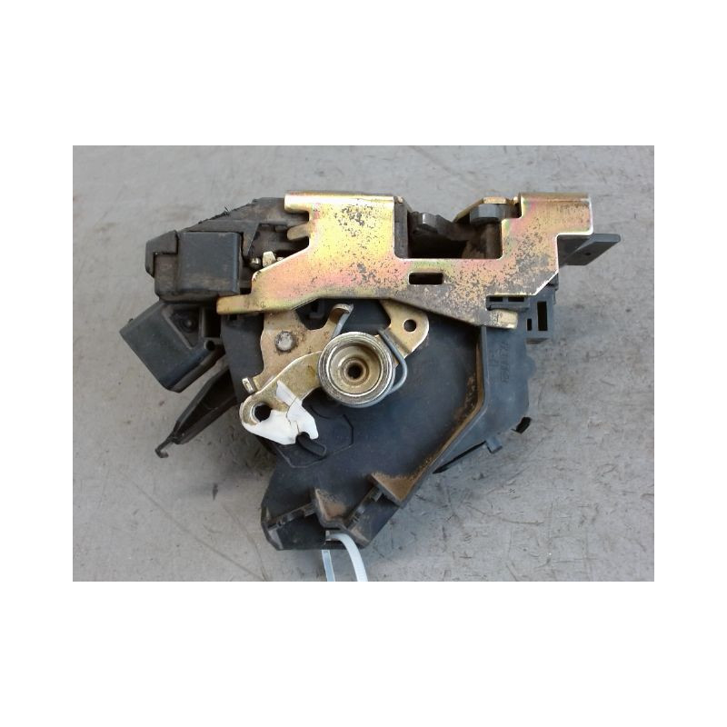 SYSTEME CONDAMNATION AVANT GAUCHE FORD FOCUS