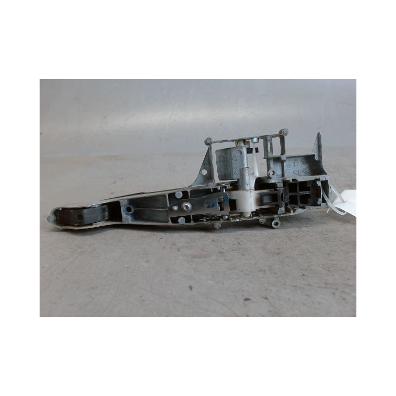 POIGNEE EXTERIEURE PORTE AVANT DROIT PEUGEOT 208