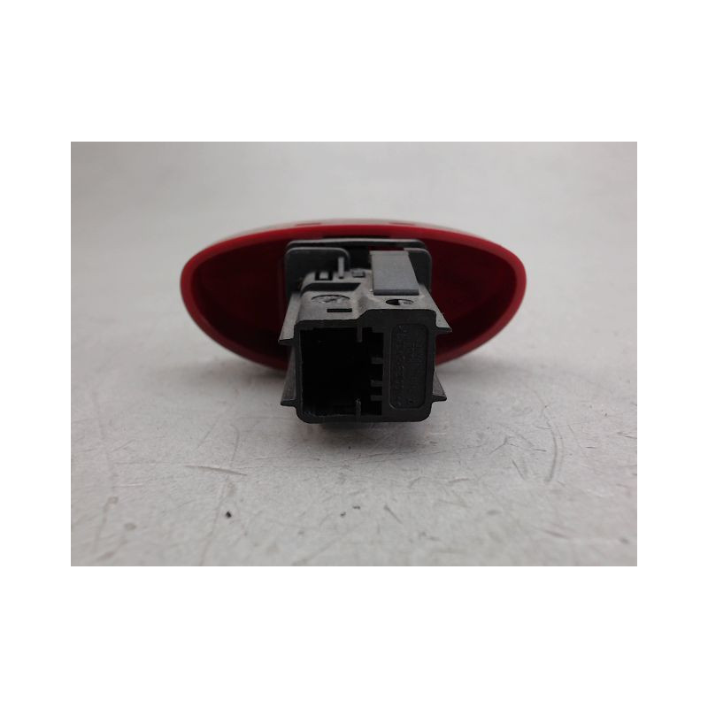 BOUTON DE WARNING PEUGEOT 206