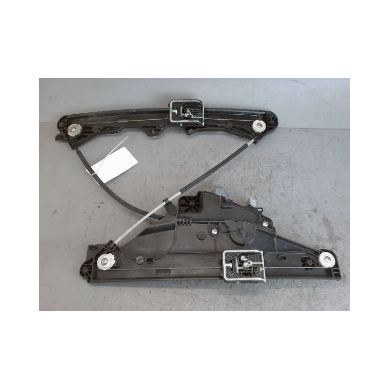 MECANISME+MOTEUR LEVE-GLACE AVANT GAUCHE PEUGEOT 2008