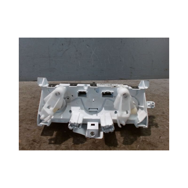 COMMANDE DE CHAUFFAGE RENAULT CAPTUR