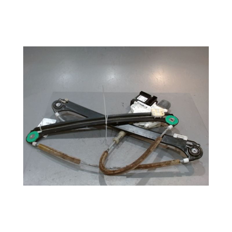 MECANISME+MOTEUR LEVE-GLACE AVANT DROIT AUDI A3
