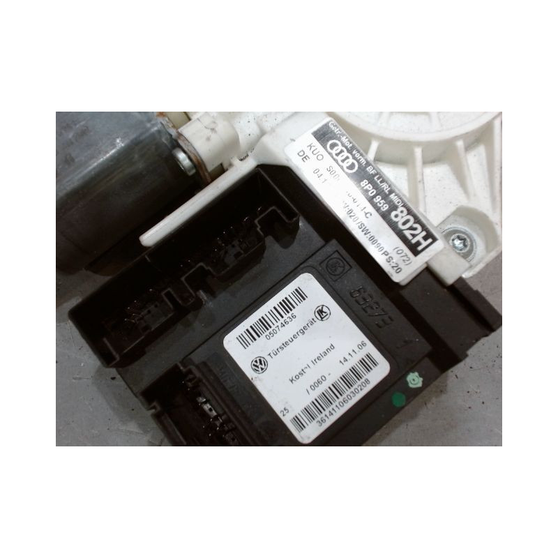 MECANISME+MOTEUR LEVE-GLACE AVANT DROIT AUDI A3
