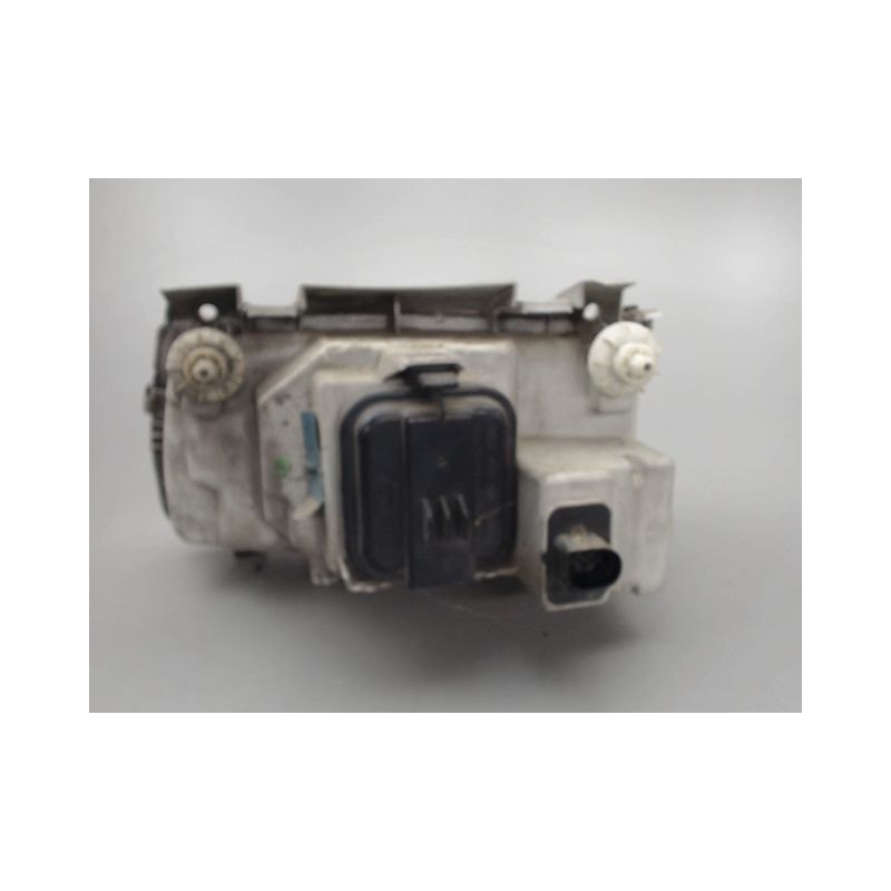 PHARE DROIT VOLKSWAGEN POLO