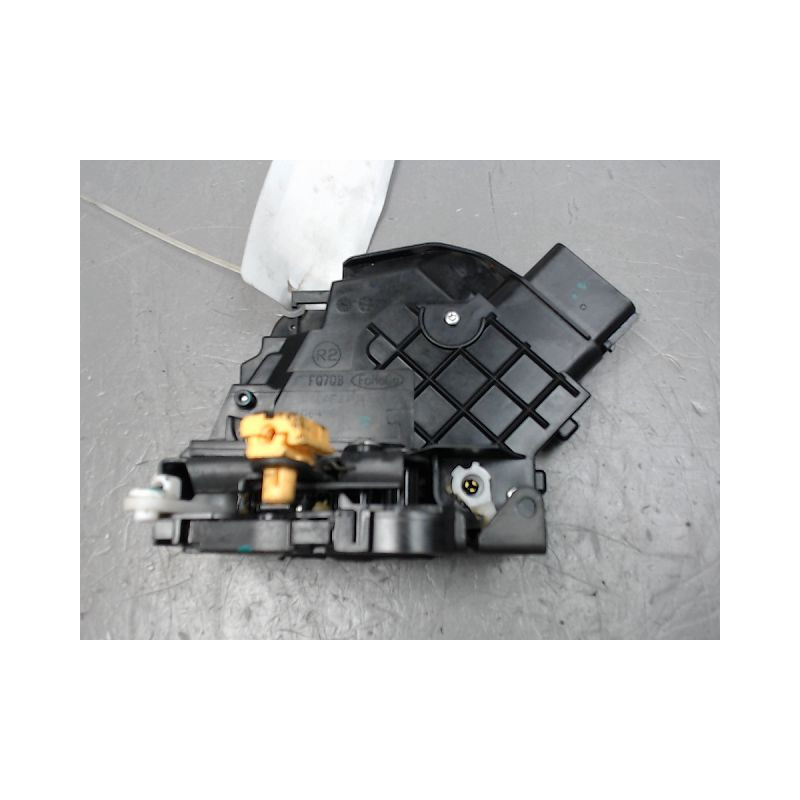 SYSTEME CONDAMNATION AVANT DROIT FORD KA+