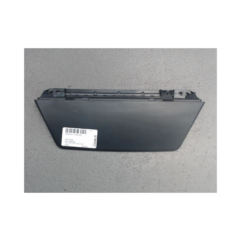 FEUX STOP SUPPLEMENTAIRE RENAULT LAGUNA