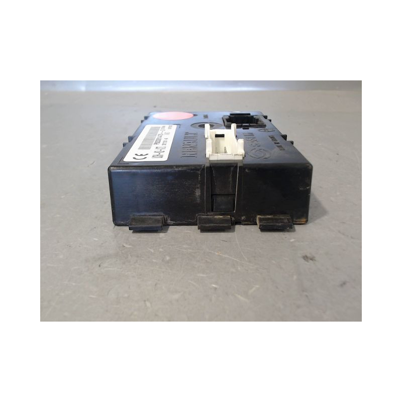 BOITIER GESTION HABITACLE RENAULT MASTER