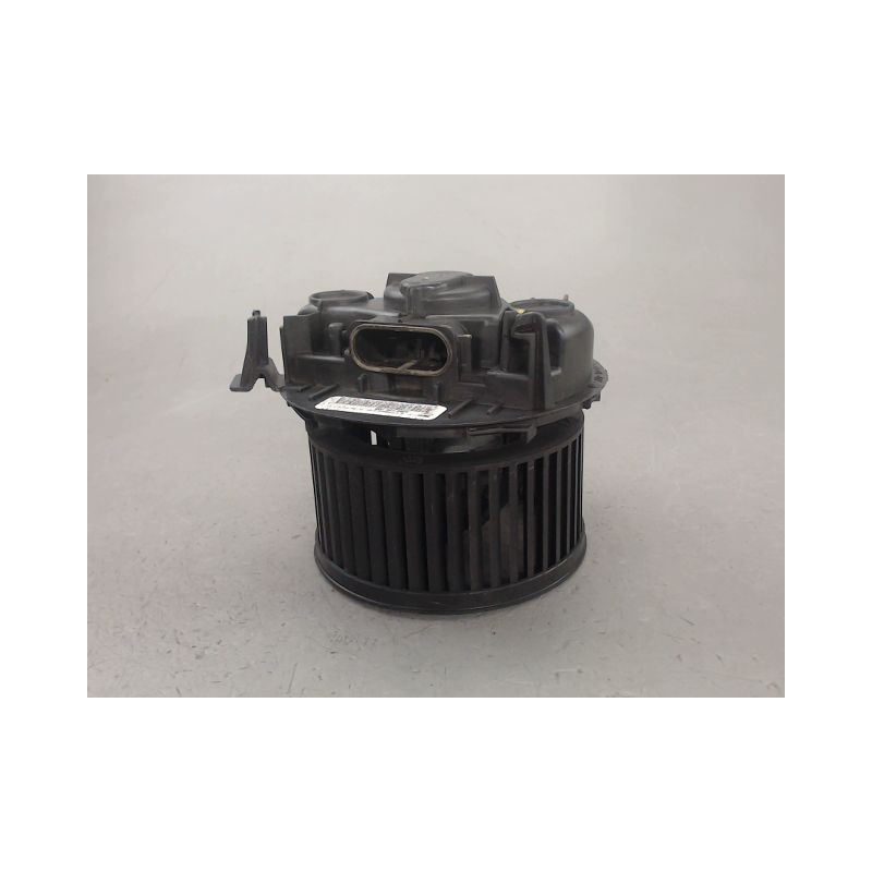MOTEUR VENTILATEUR CHAUFFAGE RENAULT CLIO