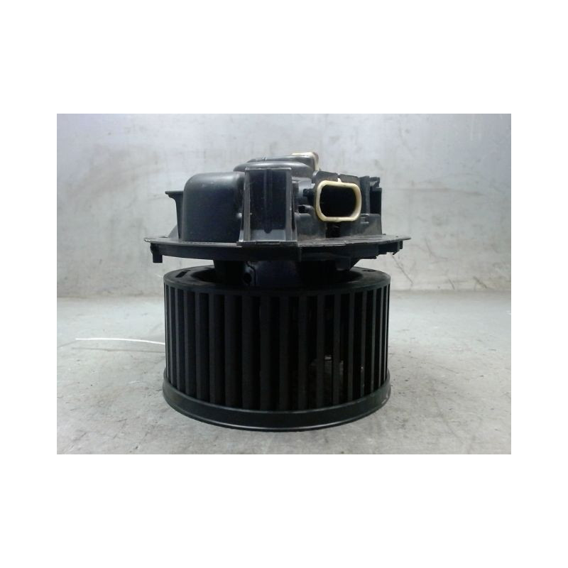 MOTEUR VENTILATEUR CHAUFFAGE RENAULT TWINGO