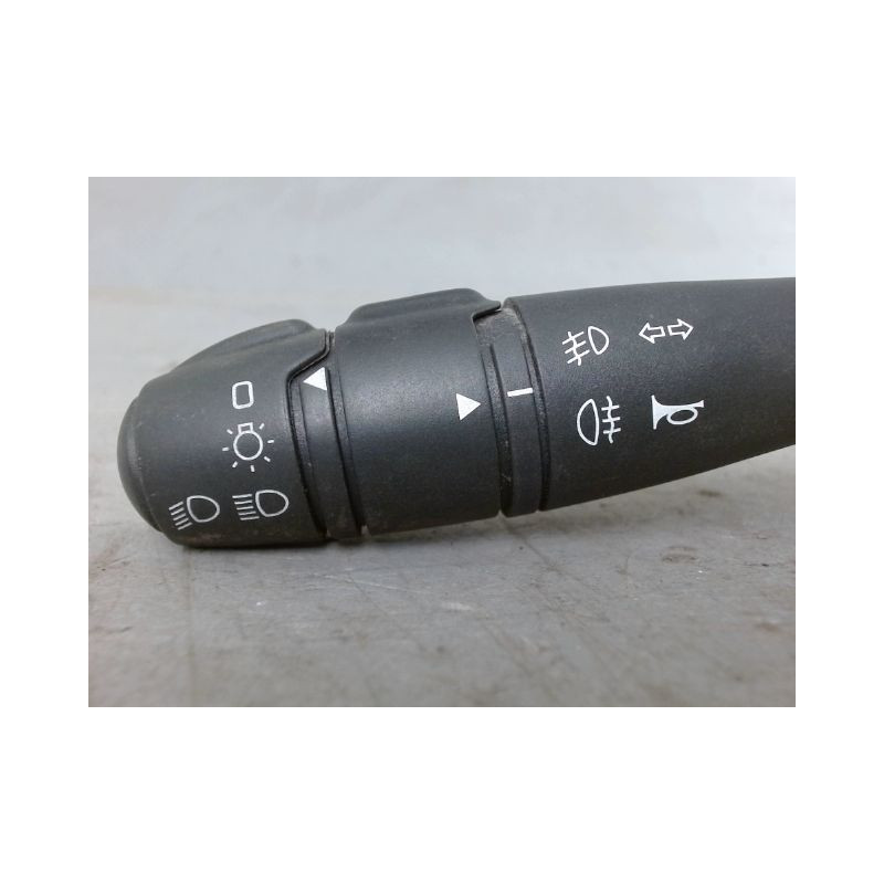 COMMANDE CLIGNOTANT RENAULT TWINGO