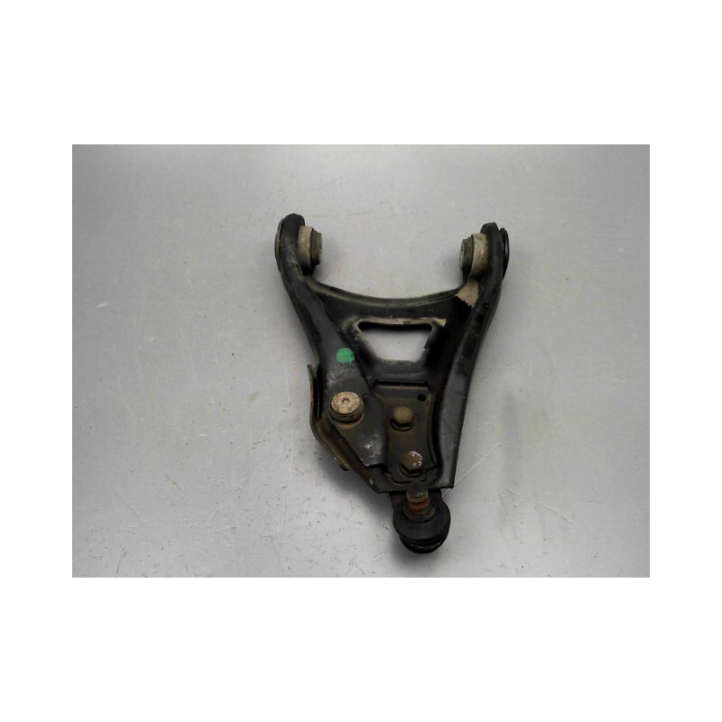 TRIANGLE INFERIEUR AVANT DROIT RENAULT KANGOO