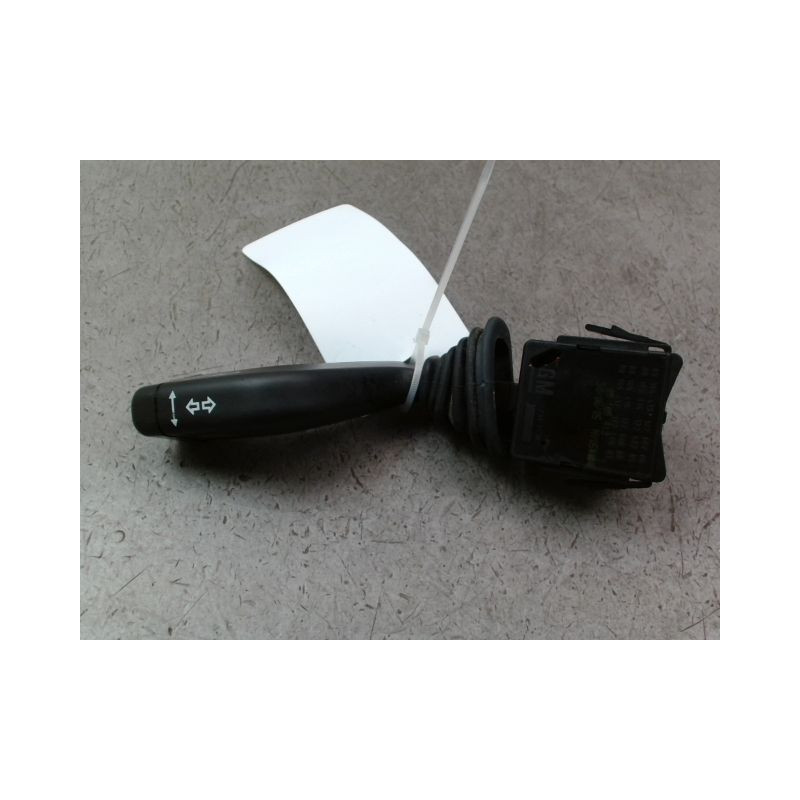 COMMANDE CLIGNOTANT OPEL CORSA