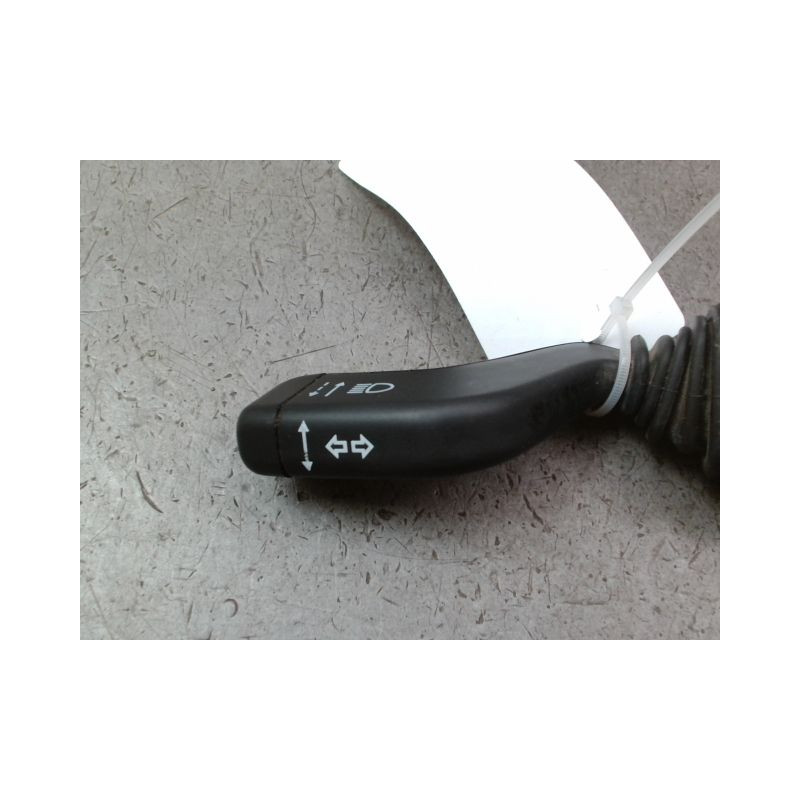 COMMANDE CLIGNOTANT OPEL CORSA