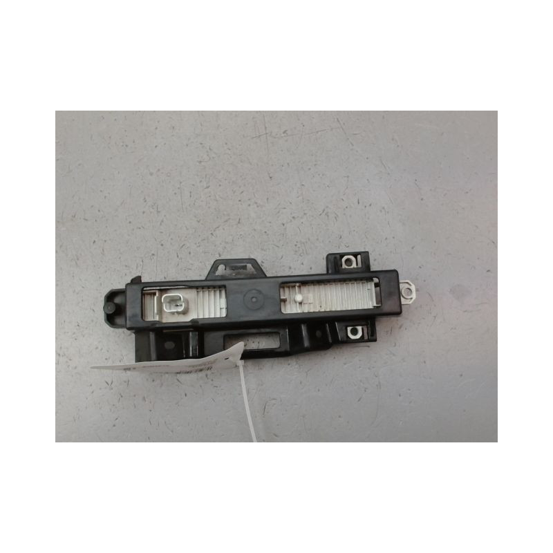 FEUX POSITION GAUCHE PEUGEOT 108