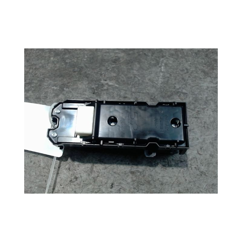 COMMANDE LEVE-GLACE PORTE AVG TOYOTA C-HR