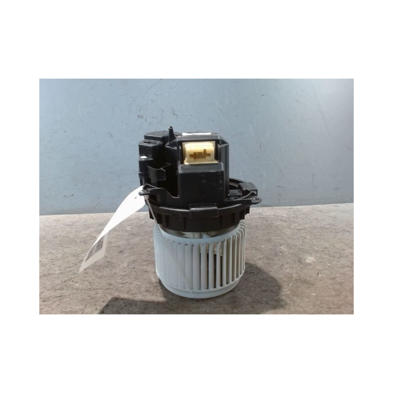 MOTEUR VENTILATEUR CHAUFFAGE RENAULT CLIO
