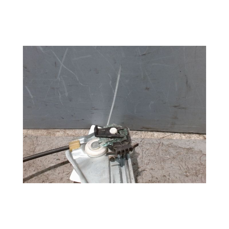MECANISME+MOTEUR LEVE-GLACE AVANT DROIT RENAULT CLIO III 2010-