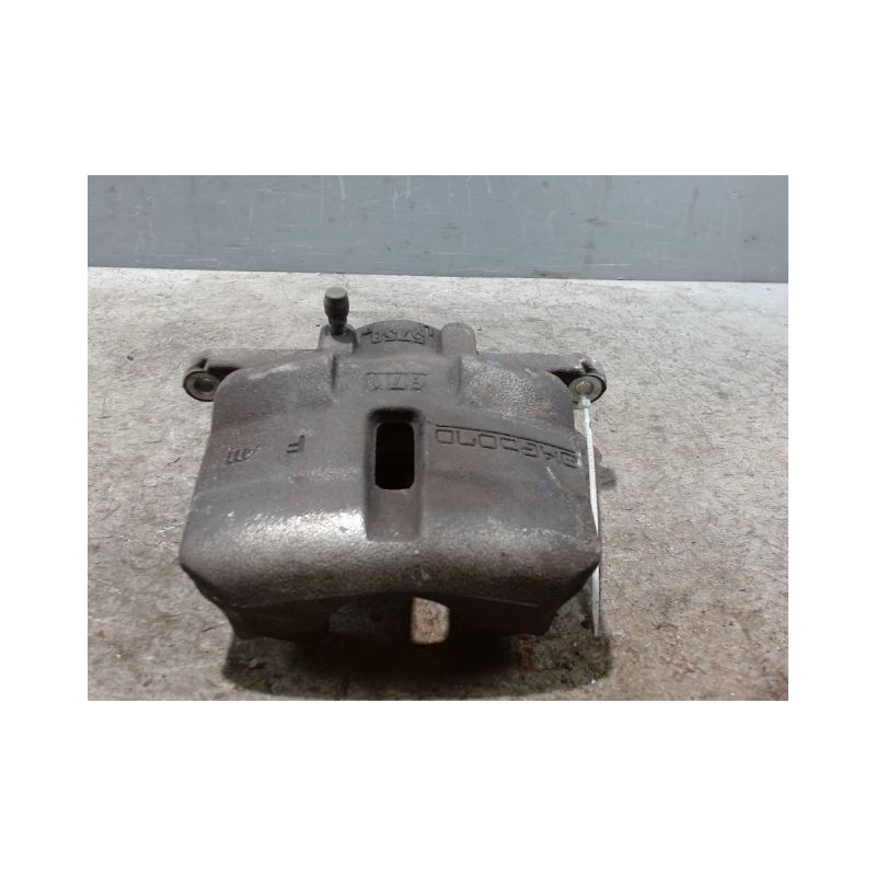ETRIER DE FREIN AVANT DROIT NISSAN QHASQAI 2007-