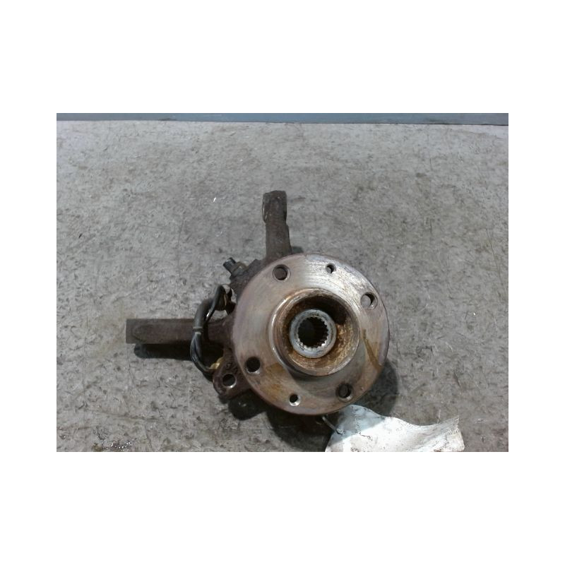 PIVOT AVANT GAUCHE RENAULT TWINGO PH.3 2000-2007