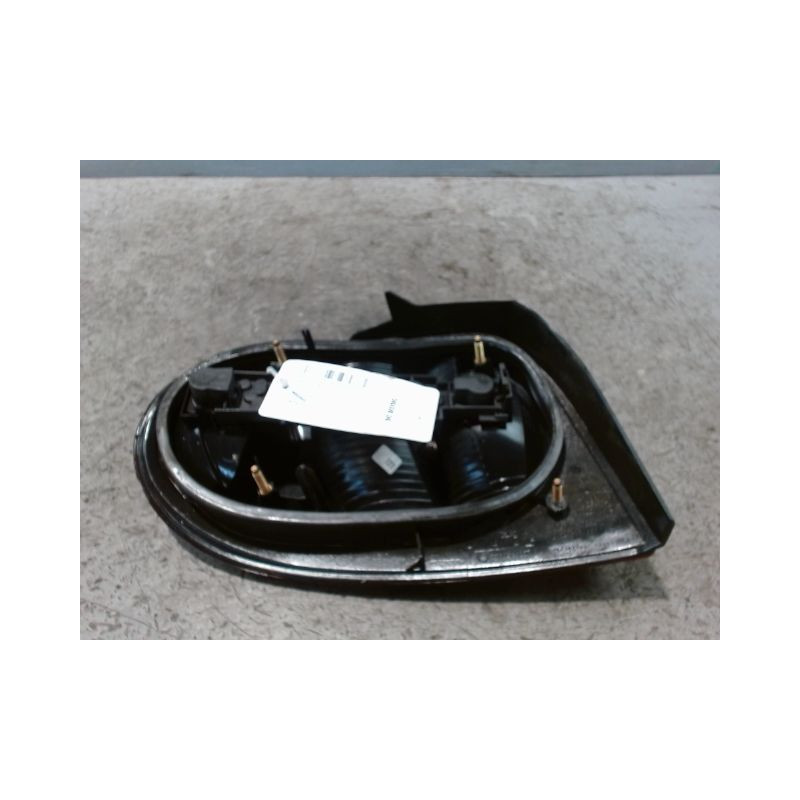 FEU ARRIERE DROIT RENAULT MEGANE I PH2 CPE 99-02