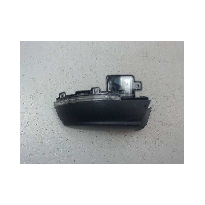 REPETITEUR RETROVISEUR DROIT VOLKSWAGEN POLO V 2009-...