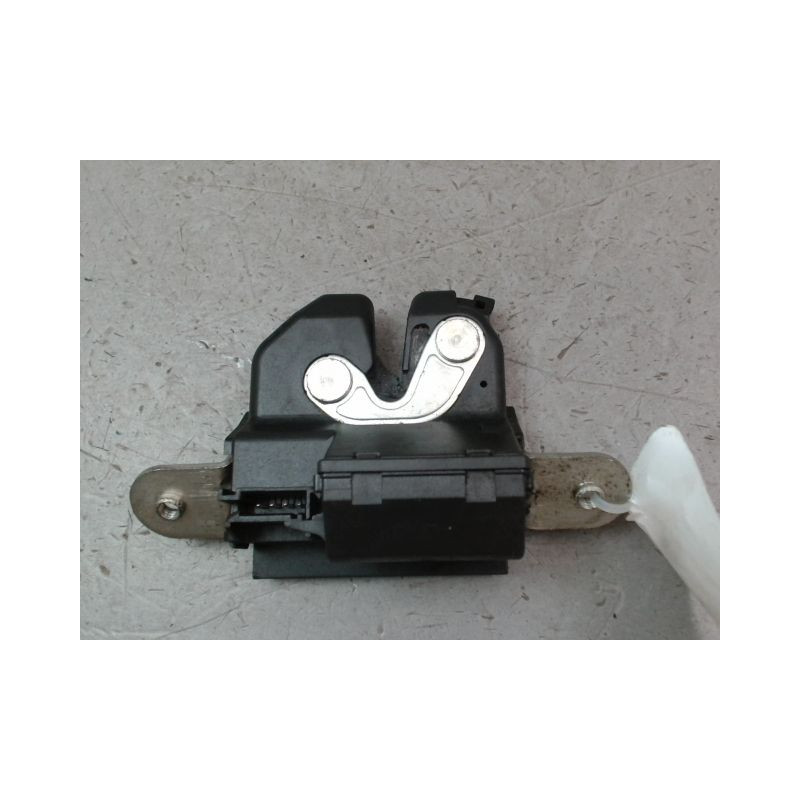 SERRURE HAYON  OPEL CORSA IV Phase 1 (D) 2006-2010