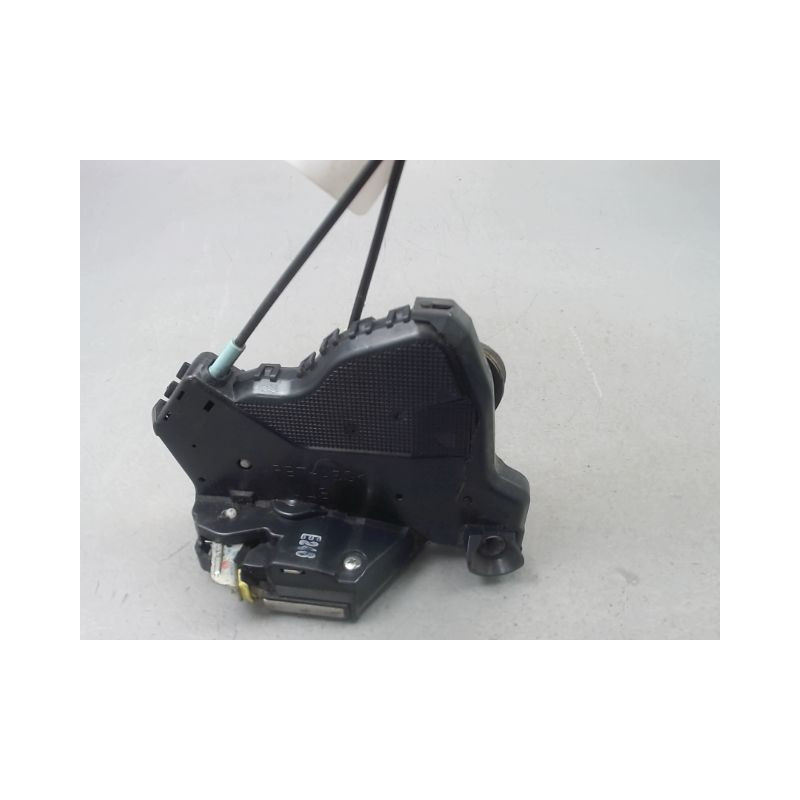 SYSTEME CONDAMNATION AVANT GAUCHE TOYOTA COROLLA X Phase 2 2004-2007