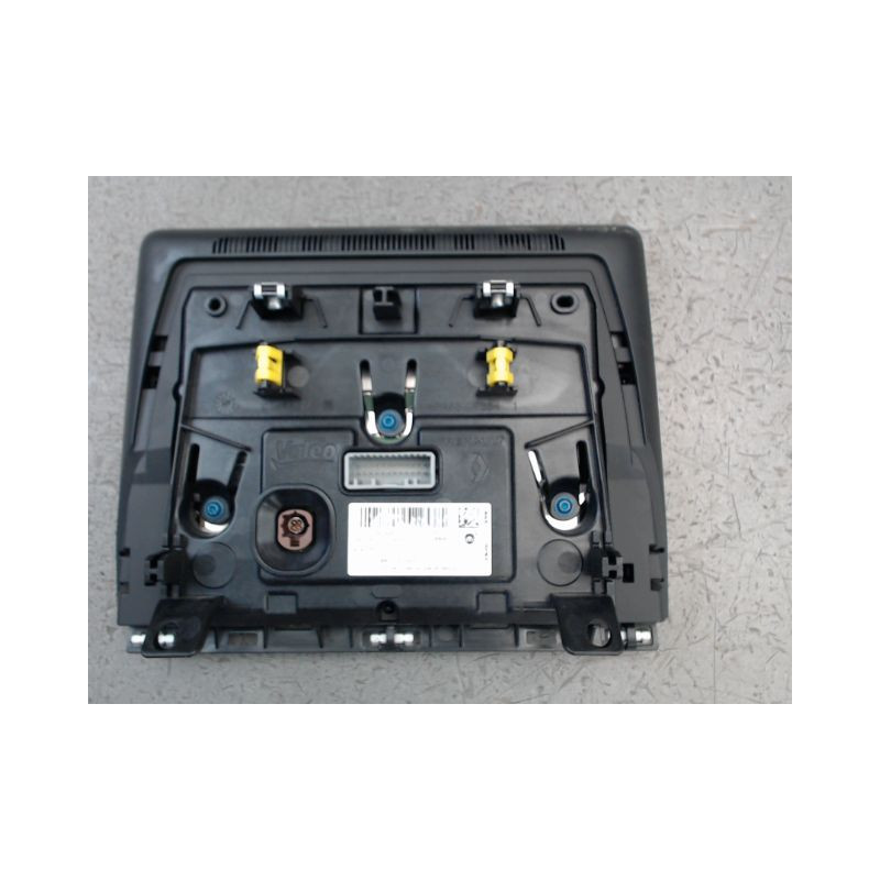 ECRAN GPS RENAULT CLIO