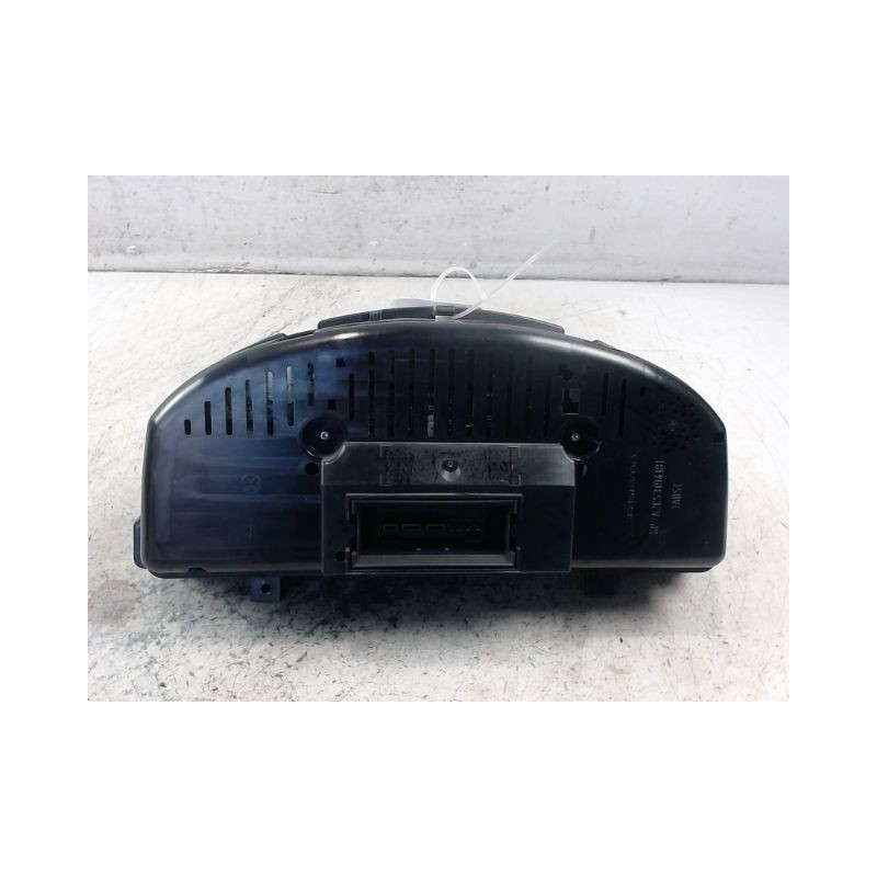 BLOC COMPTEURS VOLKSWAGEN PASSAT SW 2005-