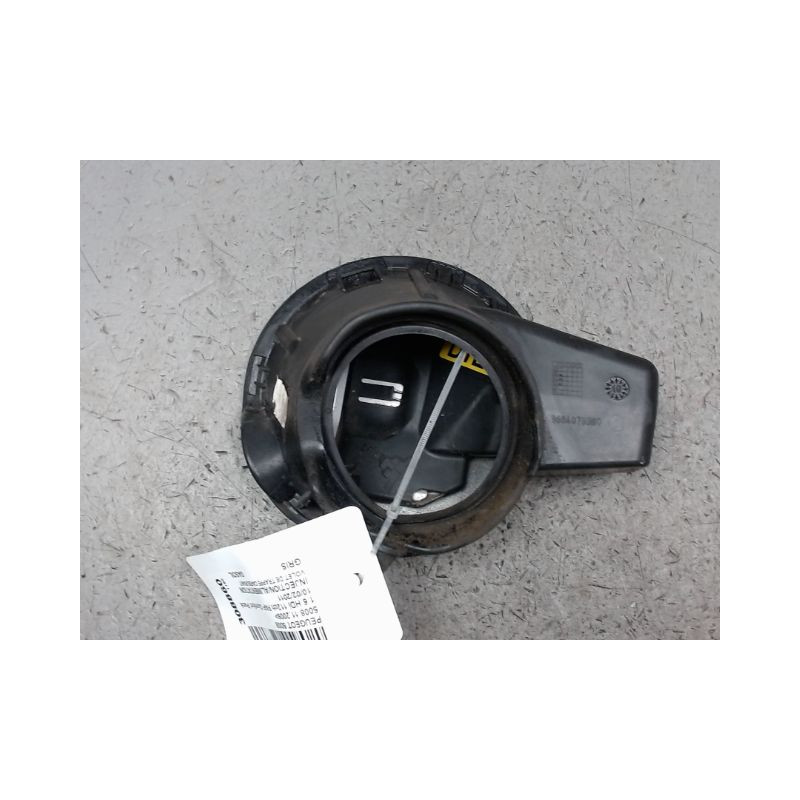 VOLET DE TRAPPE CARBURANT PEUGEOT 5008 2009-