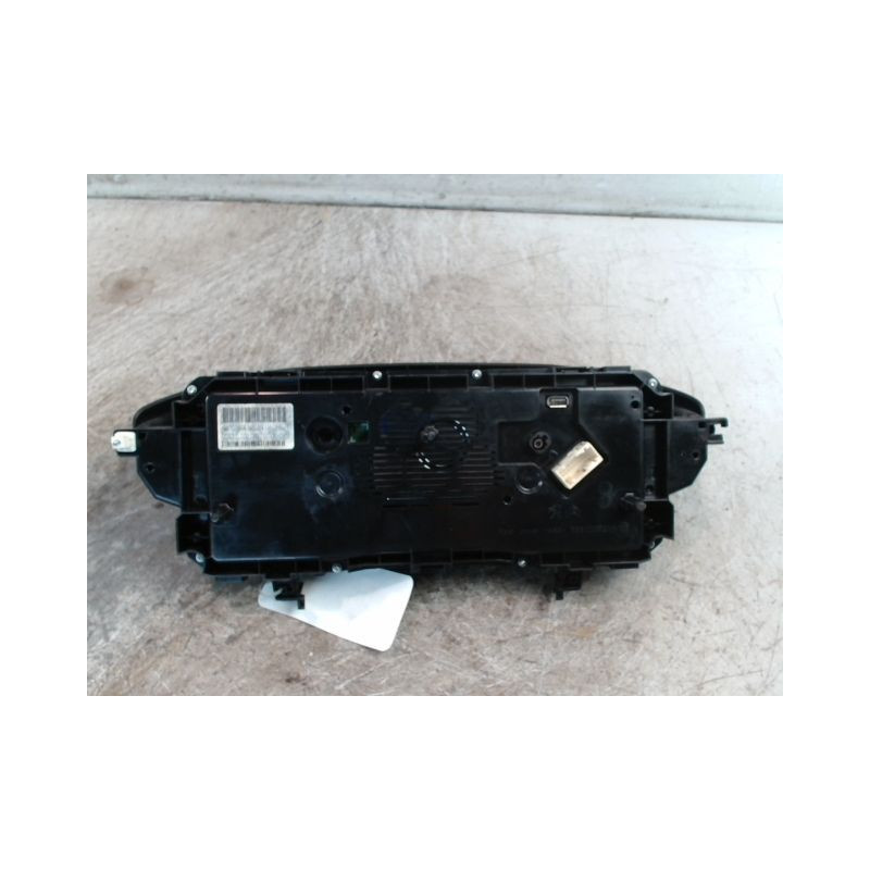 BLOC COMPTEURS PEUGEOT 3008 2009-