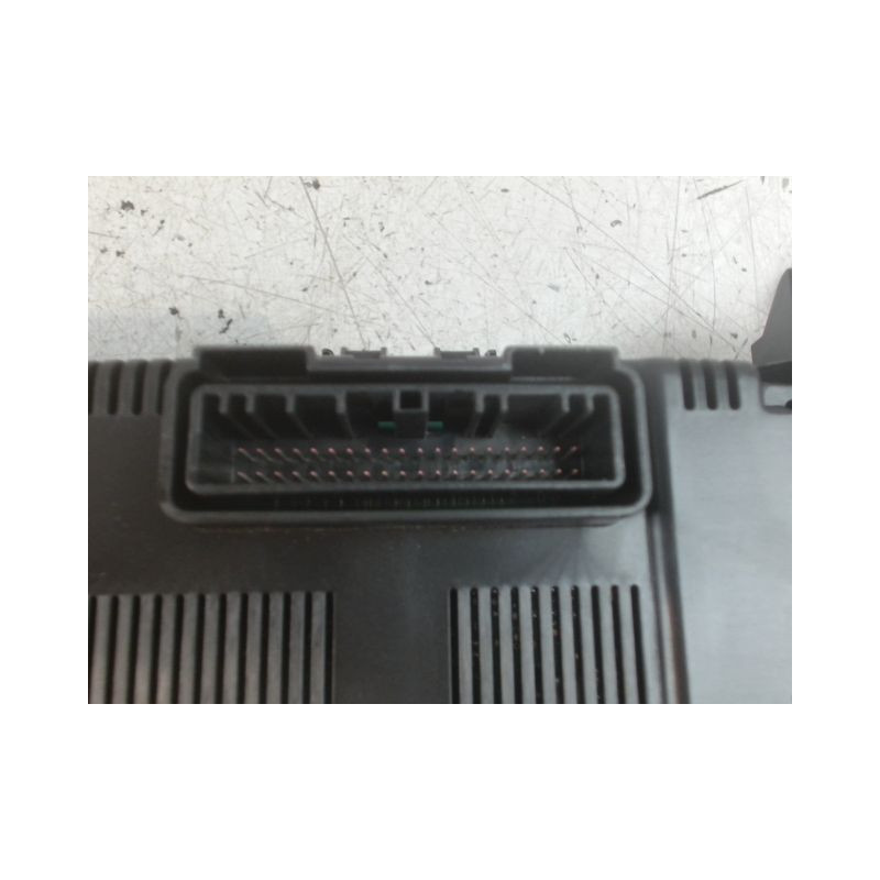BLOC COMPTEURS RENAULT ESPACE 2009-