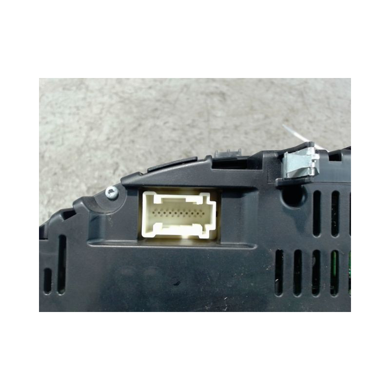 BLOC COMPTEURS MERCEDES CLASSE A 2004-