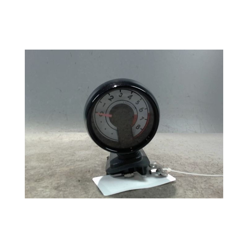 COMPTE TOURS TOYOTA AYGO 5P