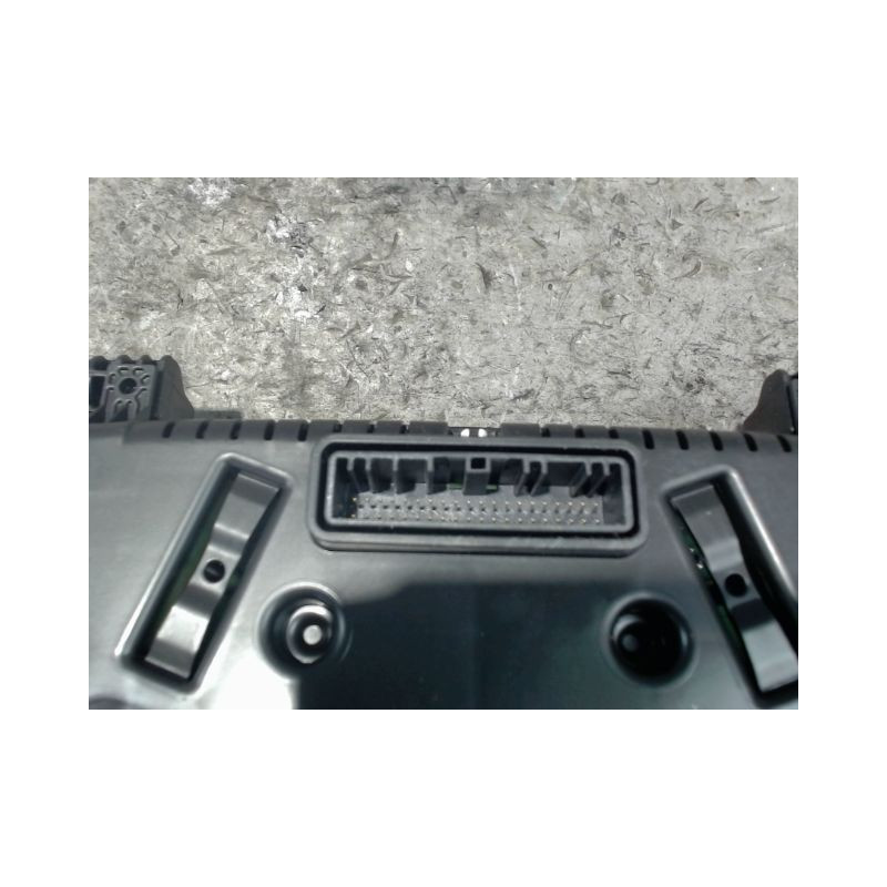 BLOC COMPTEURS RENAULT TRAFIC