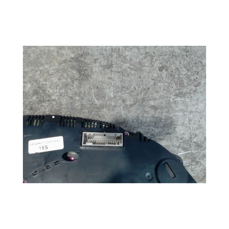 BLOC COMPTEURS AUDI A4 2004-