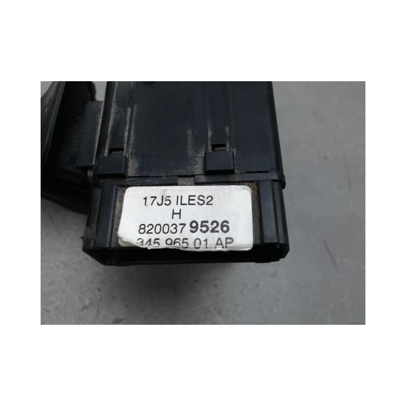 COMMANDE ESSUIE GLACE RENAULT KANGOO