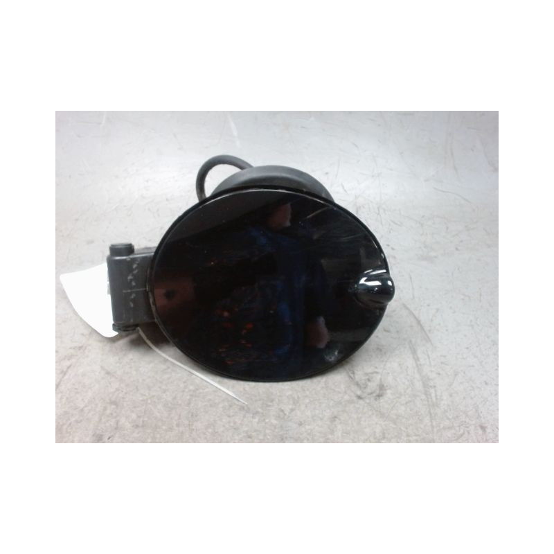 VOLET DE TRAPPE CARBURANT FORD KUGA