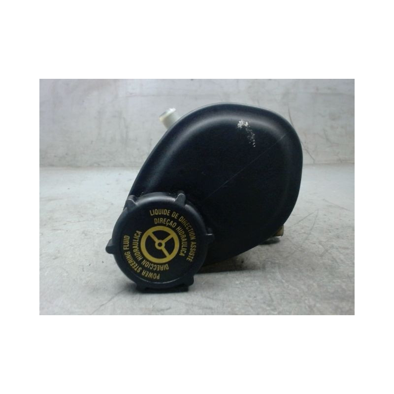 RESERVOIR POMPE DIRECTION FORD FIESTA 95-9.99