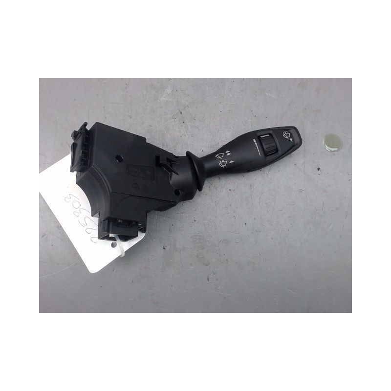 COMMANDE ESSUIE GLACE FORD FIESTA VI Phase 1 2002-2005