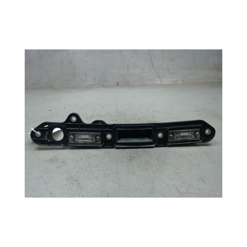 ECLAIREUR PLAQUE DE POLICE VOLKSWAGEN GOLF V PLUS 2005-