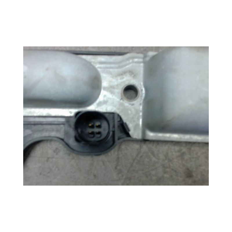 ECLAIREUR PLAQUE DE POLICE VOLKSWAGEN GOLF V PLUS 2005-