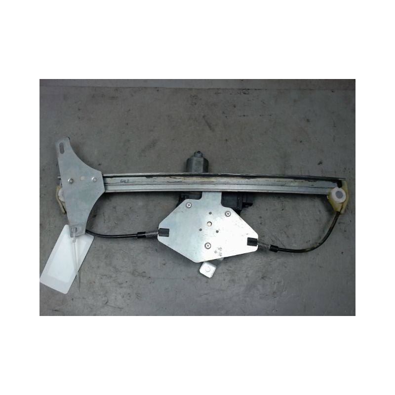 MECANISME+MOTEUR LEVE-GLACE AVANT GAUCHE TOYOTA AVENSIS 2000-2003
