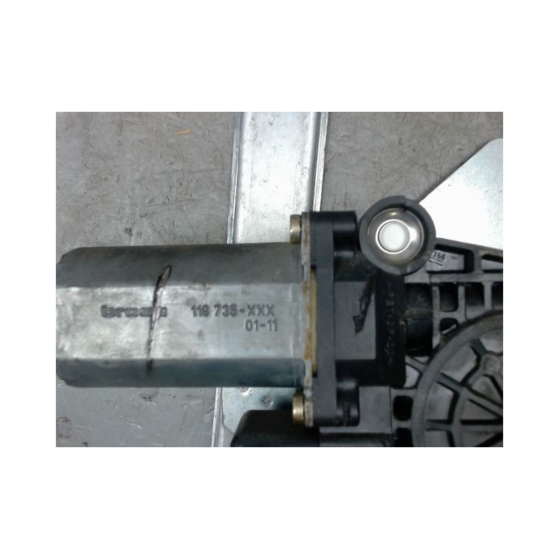 MECANISME+MOTEUR LEVE-GLACE AVANT GAUCHE TOYOTA AVENSIS 2000-2003
