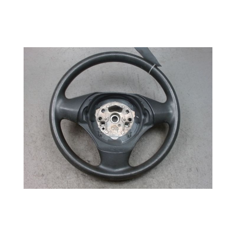 VOLANT DE DIRECTION BMW SERIE 1