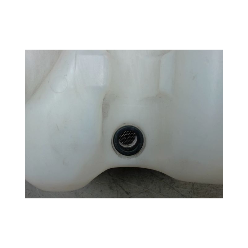 RESERVOIR LAVE-GLACE AVANT RENAULT ZOE